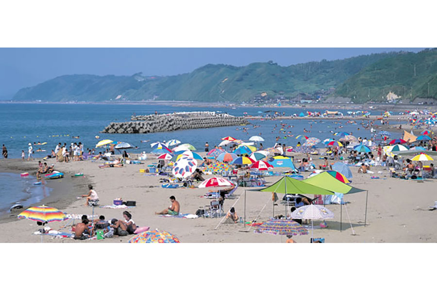 「井鼻海水浴場」海開き